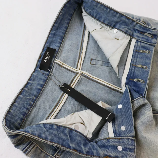 AMIRI Jeans Washed Denim product detail image 10