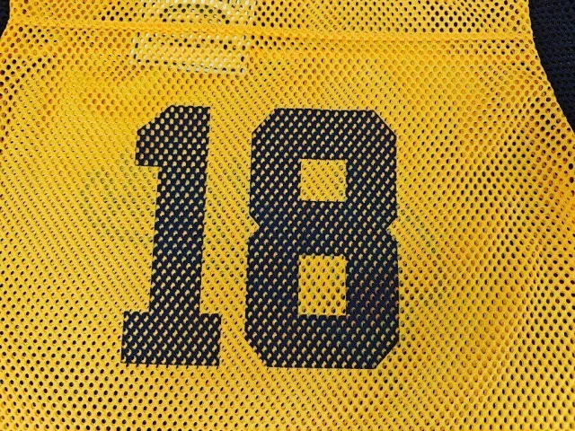 Corteiz T-Shirts Mesh football-style number 18 T-shirt product detail image 15