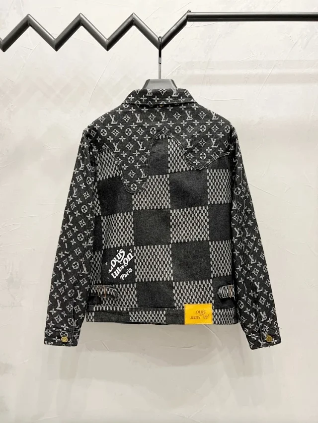Louis Vuitton Matching Sets Monogram Denim Jacket and Jeans Set product detail image 16