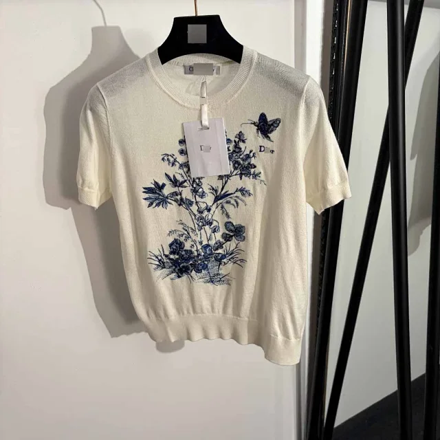 Dior Knitwear Floral and butterfly embroidered short-sleeve knit top product detail image 2