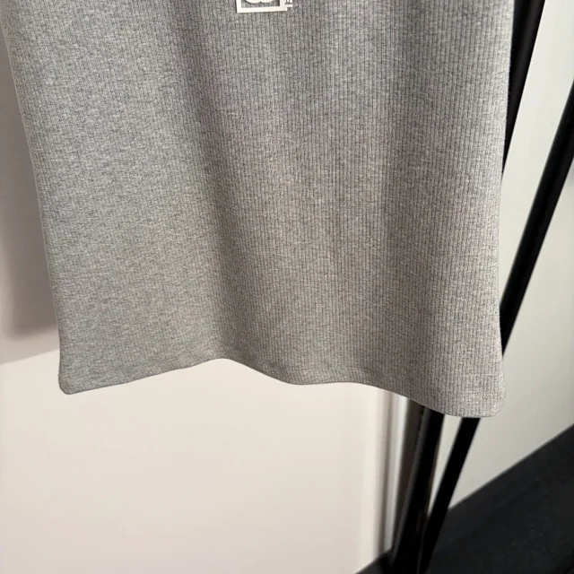 Chanel Vests Ribbed Scoop-Neck Tank Vest with Logo Patch product detail image 6