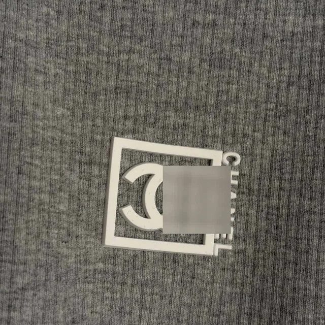 Chanel Vests Ribbed Scoop-Neck Tank Vest with Logo Patch product detail image 7