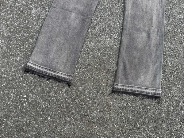 Enfants Riches Déprimés Distressed Gray Straight-Leg Jeans - 39