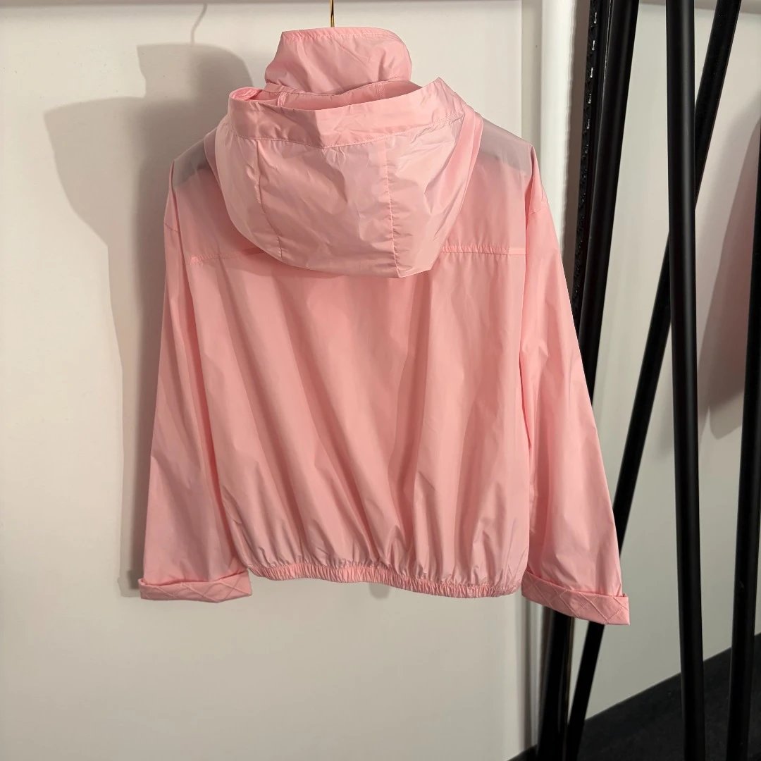 Chanel Jackets Hooded zip-up jacket with quilted patch pockets image 4