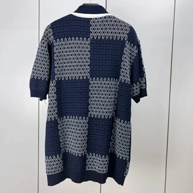 Louis Vuitton Short-Sleeve Logo Knit T-Shirt product detail image 4