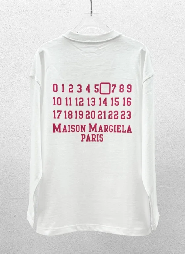 Maison Margiela T-Shirts Long-Sleeve Graphic T-Shirt product detail image 30