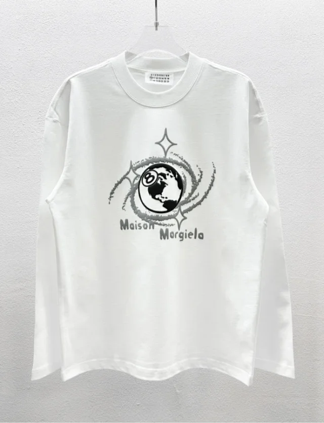 Maison Margiela T-Shirts Long-Sleeve Graphic T-Shirt product detail image 36
