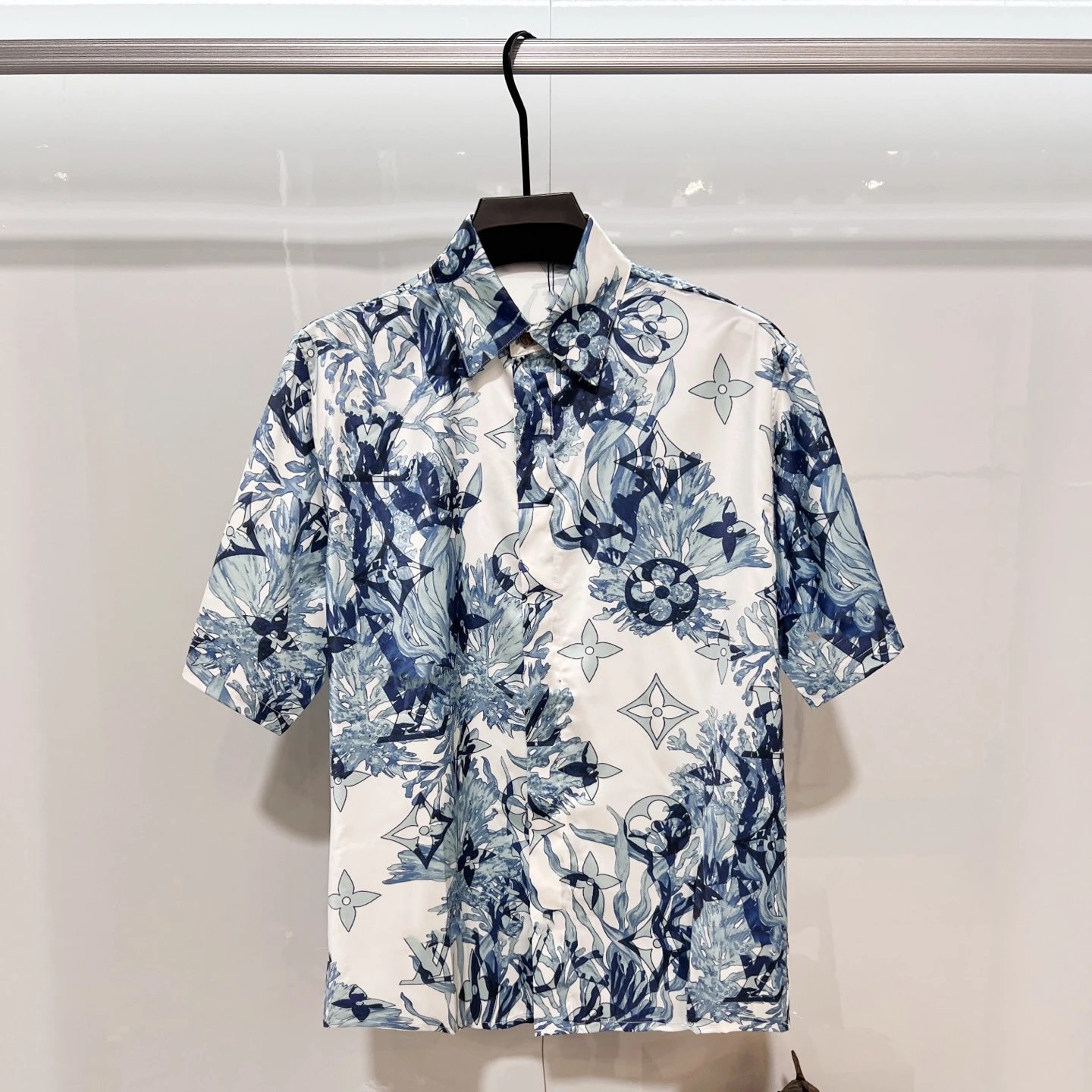 Dior Short-Sleeve Printed Button-Up Shirt image 3