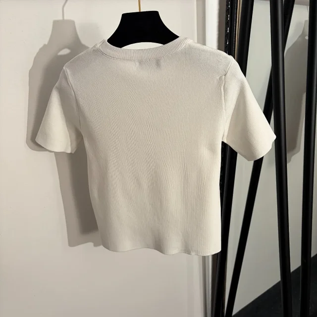 Unbranded Knitwear Knit sleeveless and short-sleeve tops with embroidered motifs product detail image 3
