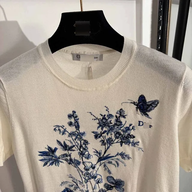 Dior Knitwear Floral and butterfly embroidered short-sleeve knit top product detail image 4