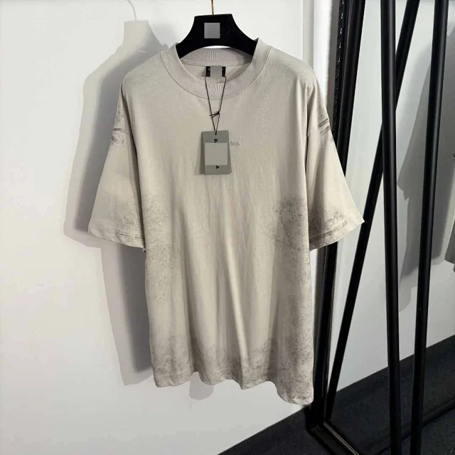 Unbranded T-Shirts Oversized distressed embroidered-logo T-shirt product detail image 2