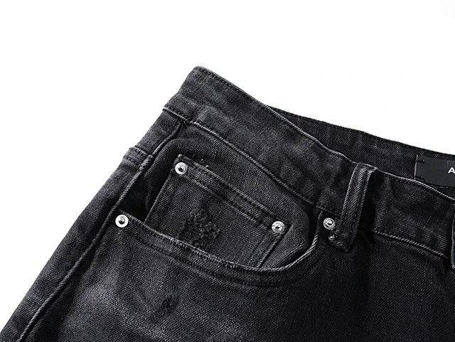 AMIRI Jeans Distressed slim-fit product detail image 6
