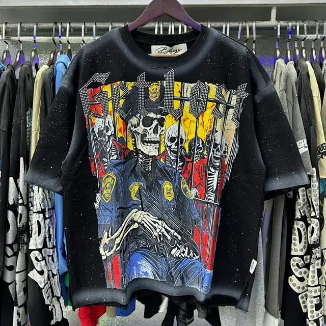BKYS T-Shirts Oversized graphic-print short-sleeve T-shirt product detail image 4