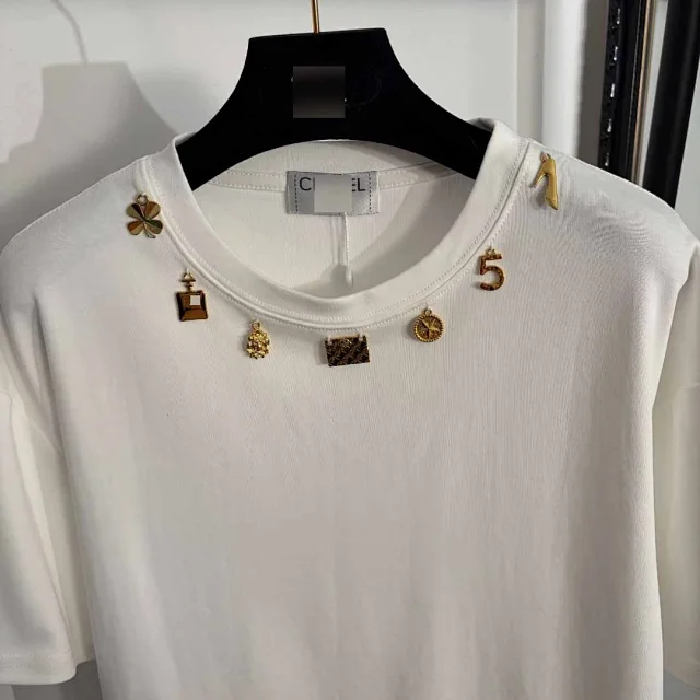 Unbranded T-Shirts Crew Neck T-Shirt with Decorative Metal Charms product detail image 4
