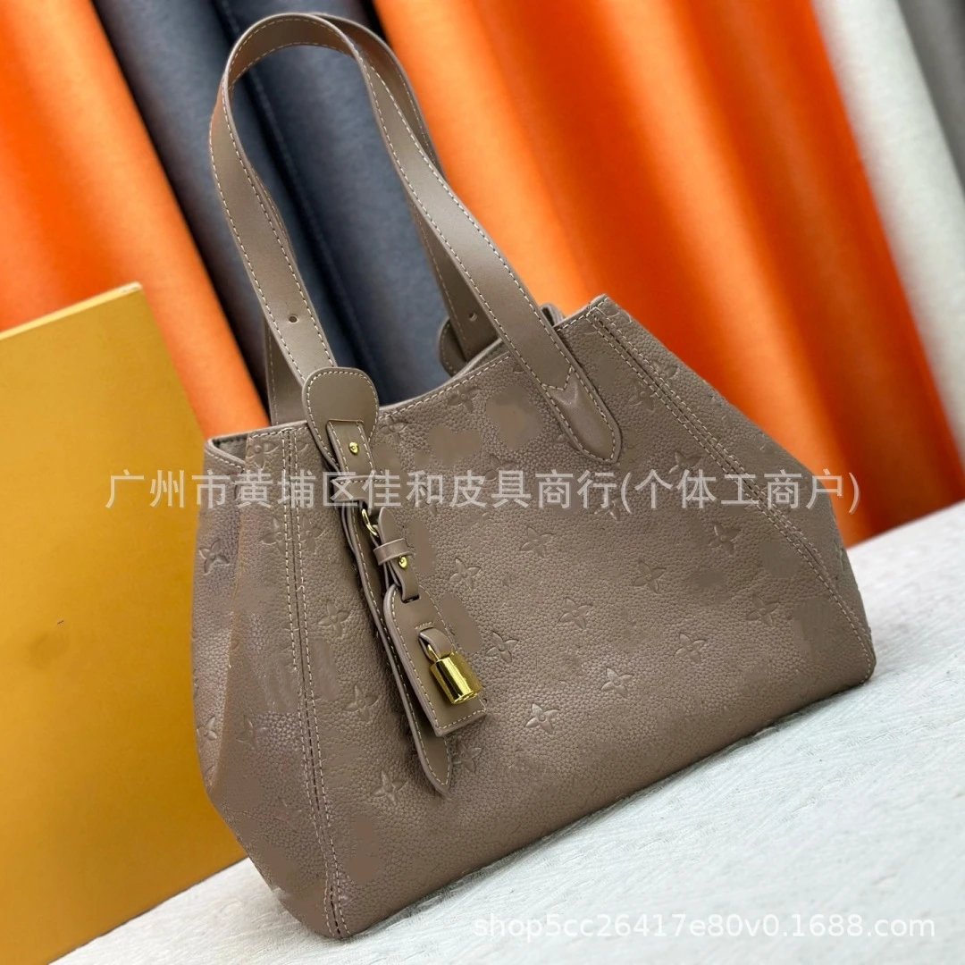 灰色M25890