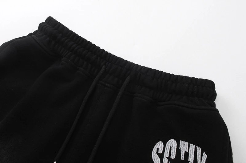 Design Star Patch Distressed Black Sweatshorts Shorts - 11