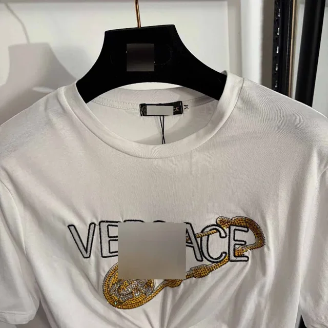 Versace T-Shirts Medusa rhinestone logo twist-front T-shirt product detail image 4