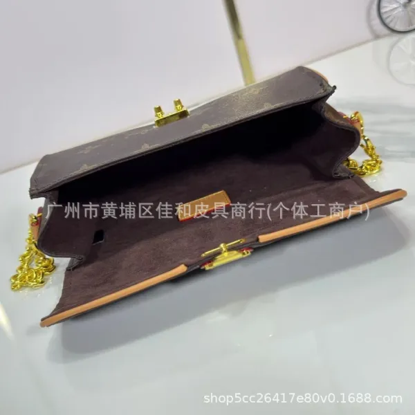 Louis Vuitton Monogram Clutch Chain Bag Brown - 3