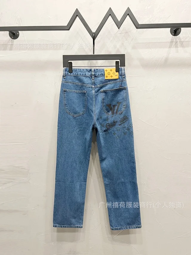 Louis Vuitton Jeans Straight-Leg Graphic Patch product detail image 35