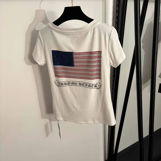 Chrome Hearts T-Shirts V-neck short-sleeve T-shirt with horseshoe graphic print product detail image 3
