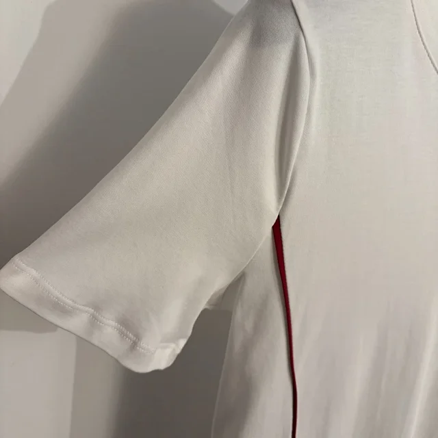 Unbranded T-Shirts Short-Sleeve Crewneck T-Shirt with Contrast Piping and Embroidered Crest product detail image 6