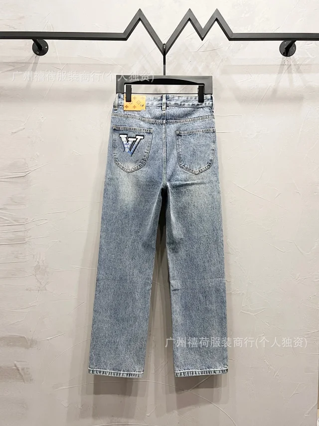Louis Vuitton Jeans Straight-Leg Graphic Patch product detail image 19