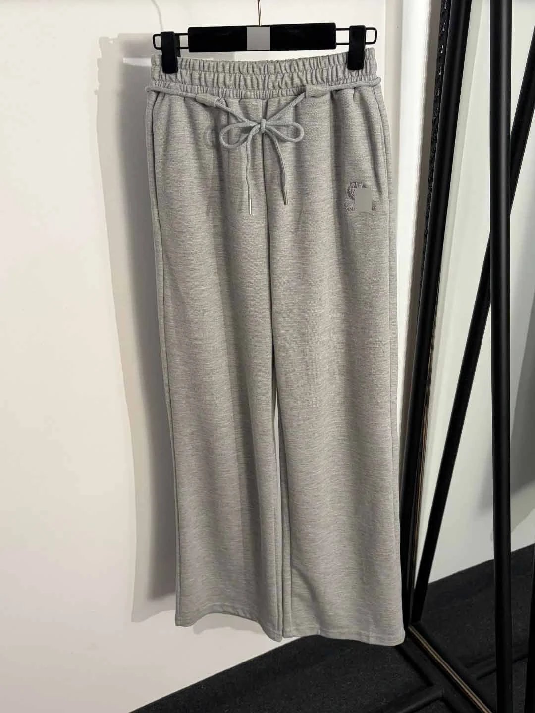 Design Half-Zip Sleeveless Cropped Top and Drawstring Sweatpants Set Gray - 6