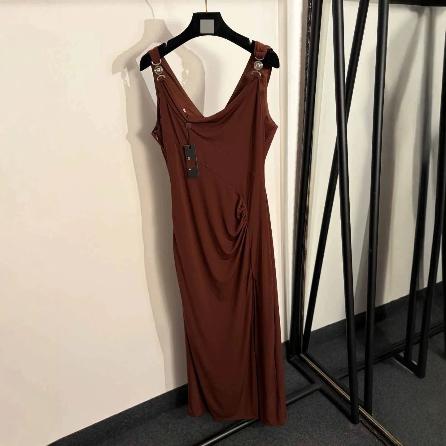 Brown Sleeveless Dra
