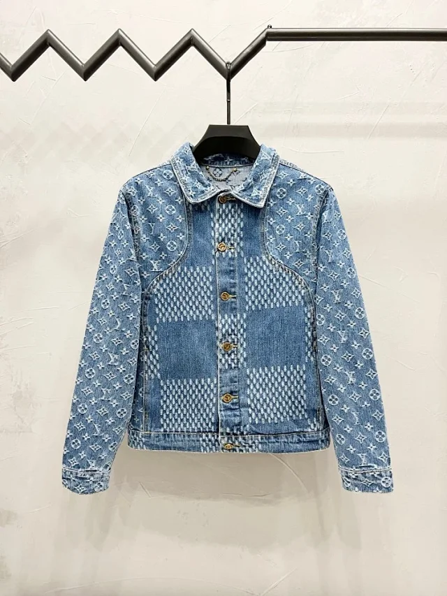 Louis Vuitton Matching Sets Monogram Denim Jacket and Jeans Set product detail image 27