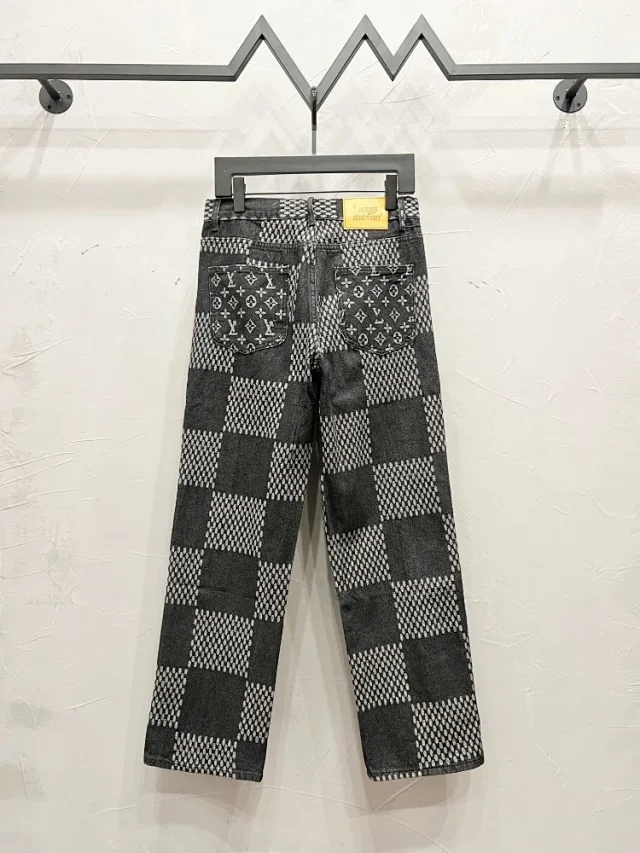 Louis Vuitton Matching Sets Monogram Denim Jacket and Jeans Set product detail image 18