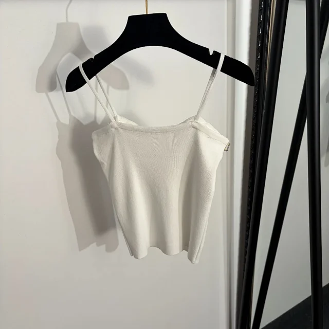Unbranded Knitwear Rhinestone-Trim Spaghetti-Strap Knit Camisole product detail image 3