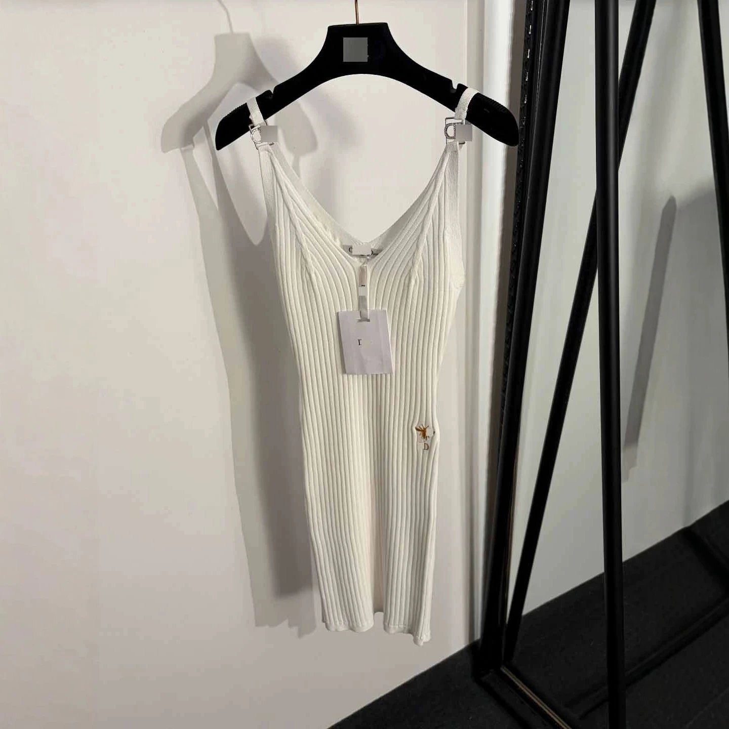 White Ribbed Knit Sl
