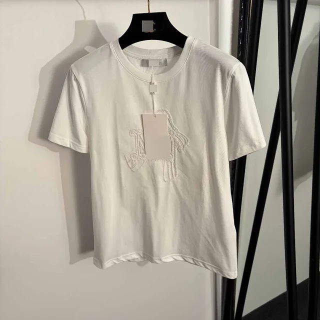 Unbranded T-Shirts Sequin-embroidered graphic crew-neck short-sleeve T-shirt product detail image 2