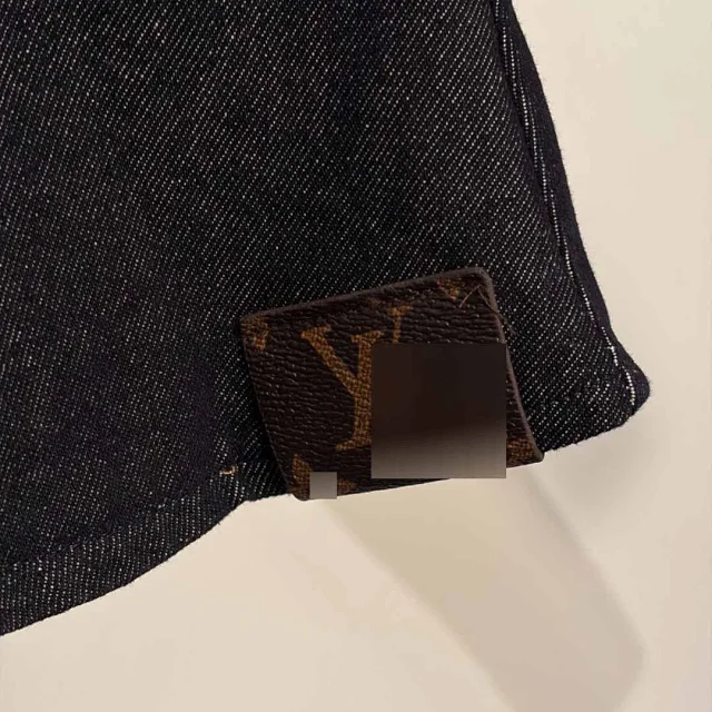 Unbranded Jackets Fitted dark-wash denim jacket with flap chest pockets and gold-tone buttons product detail image 12
