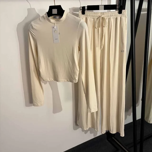 Unbranded Matching Sets Long-sleeve crew-neck top and drawstring wide-leg trousers product detail image 2