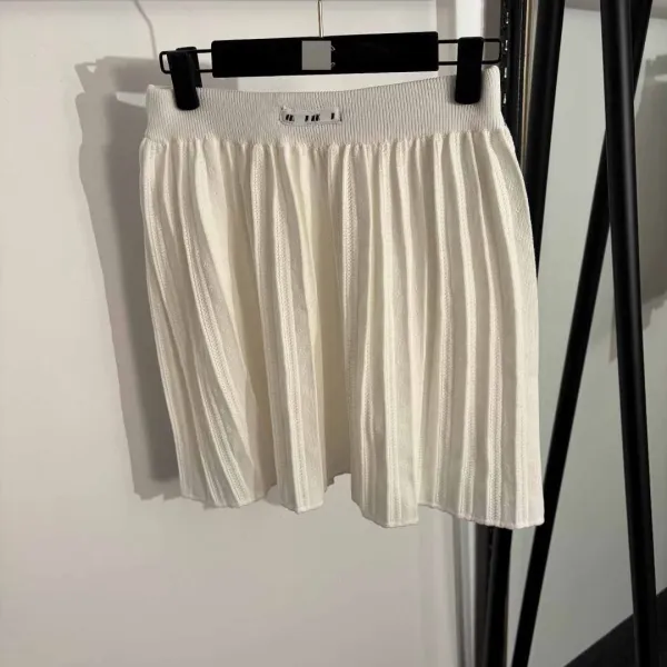 Design Knit Polo Shirt and Pleated Shorts Set White - 6