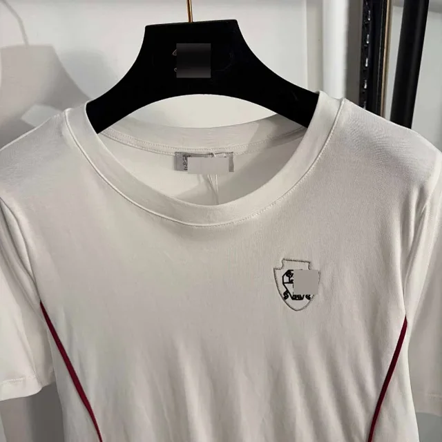 Unbranded T-Shirts Short-Sleeve Crewneck T-Shirt with Contrast Piping and Embroidered Crest product detail image 4