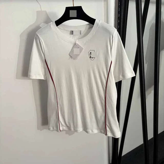 Unbranded T-Shirts Short-Sleeve Crewneck T-Shirt with Contrast Piping and Embroidered Crest product detail image 2