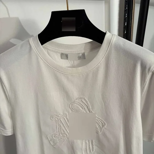 Unbranded T-Shirts Sequin-embroidered graphic crew-neck short-sleeve T-shirt product detail image 4