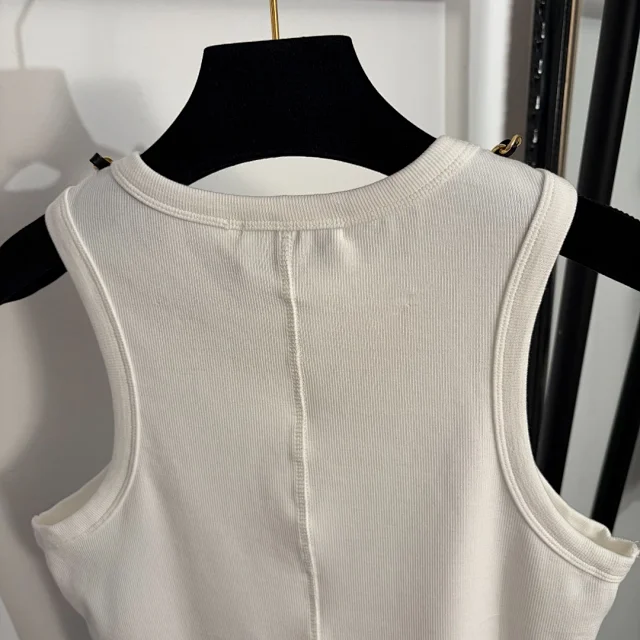 Unbranded Vests Ribbed sleeveless tank vest with chain charm neckline product detail image 6
