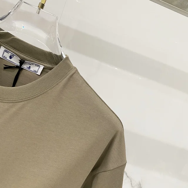 Off-White T-Shirts Short-Sleeve Logo Print product detail image 9