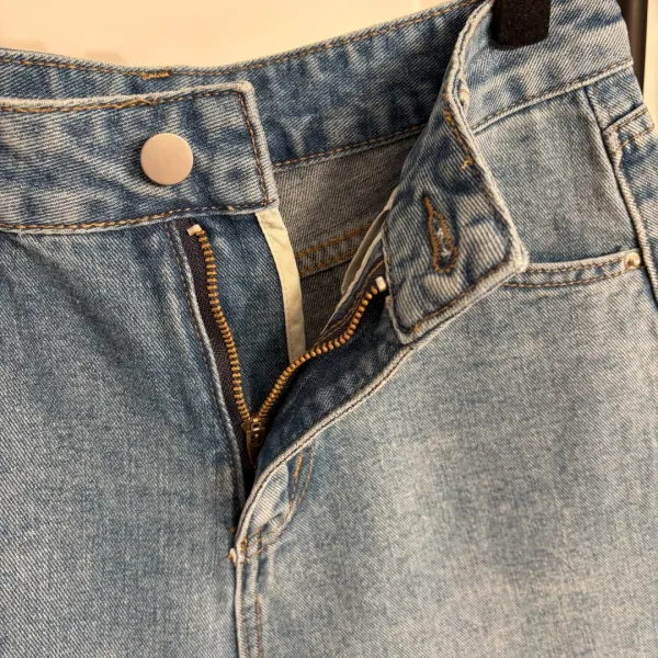Design Denim Shorts Light Wash High-Waisted Jean Shorts - 9