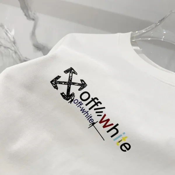 Off-White Arrow Logo T-Shirt Olive Green T-Shirt - 16