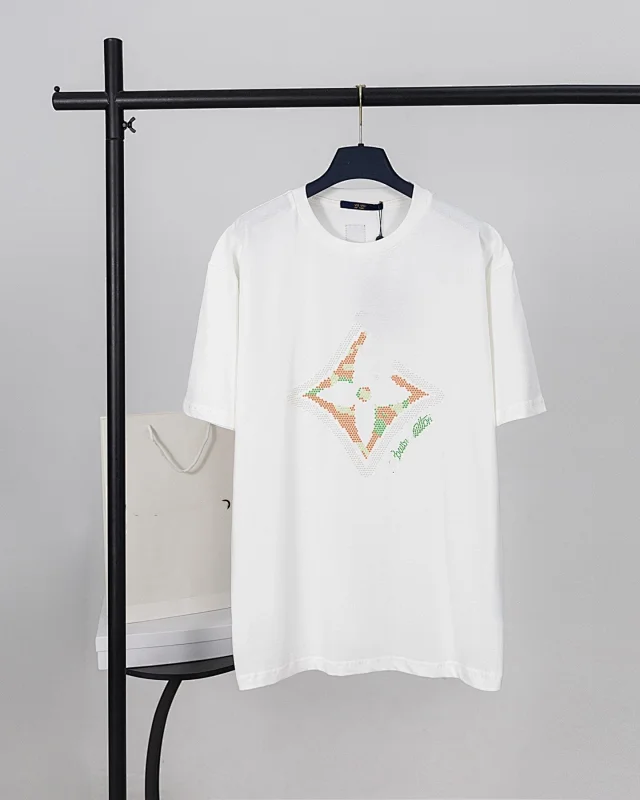 Louis Vuitton T-Shirts Short-Sleeve Graphic Print T-Shirt product detail image 28