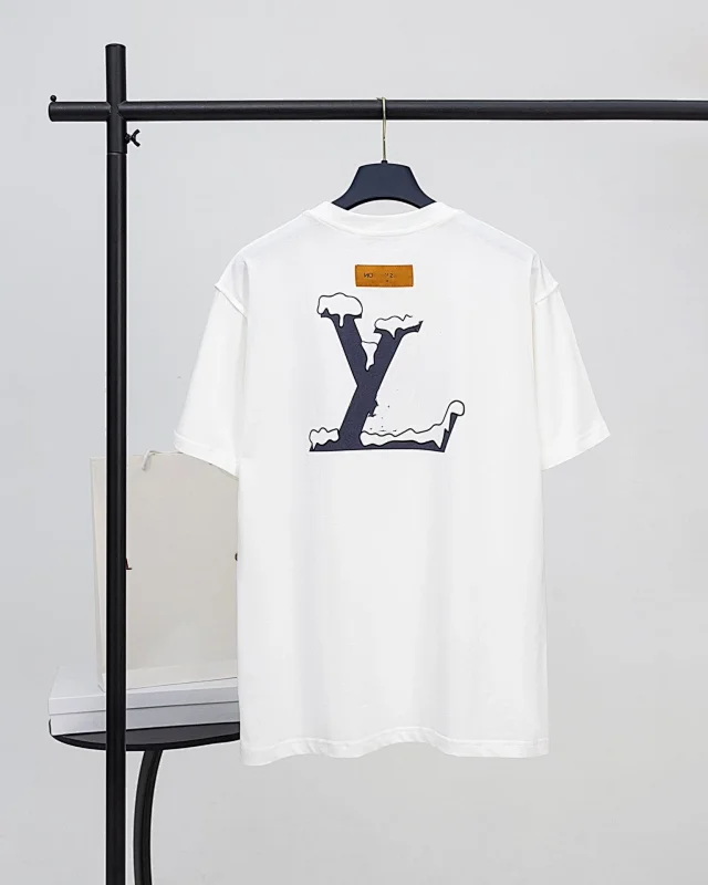Louis Vuitton T-Shirts Short-Sleeve Graphic Print T-Shirt product detail image 37