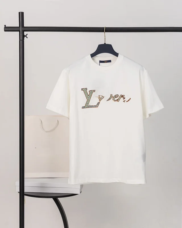 Louis Vuitton T-Shirts Short-Sleeve Graphic Print T-Shirt product detail image 39