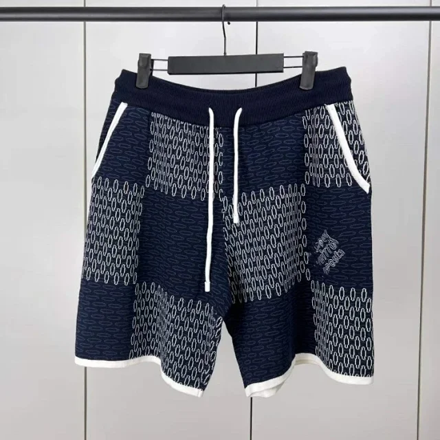 Louis Vuitton Short-Sleeve Logo Knit T-Shirt product detail image 5
