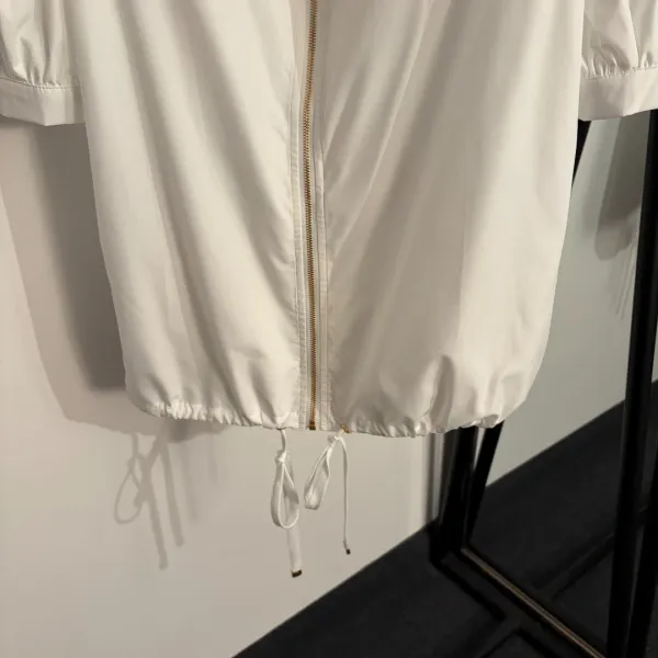 Design Oversized Hooded Windbreaker White Outerwear - 8