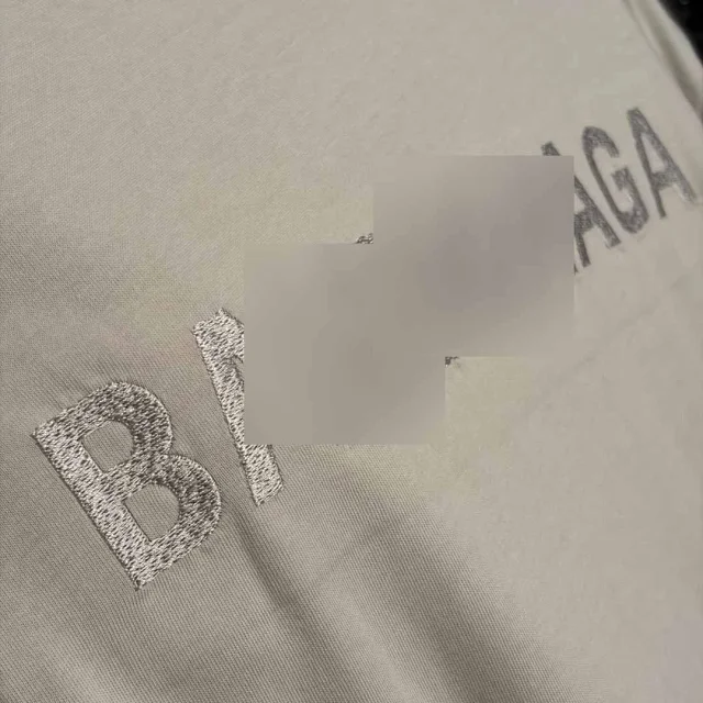 Unbranded T-Shirts Oversized distressed embroidered-logo T-shirt product detail image 7