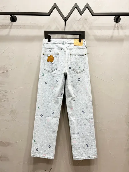 Design Checkerboard Washed Denim Jeans - 23